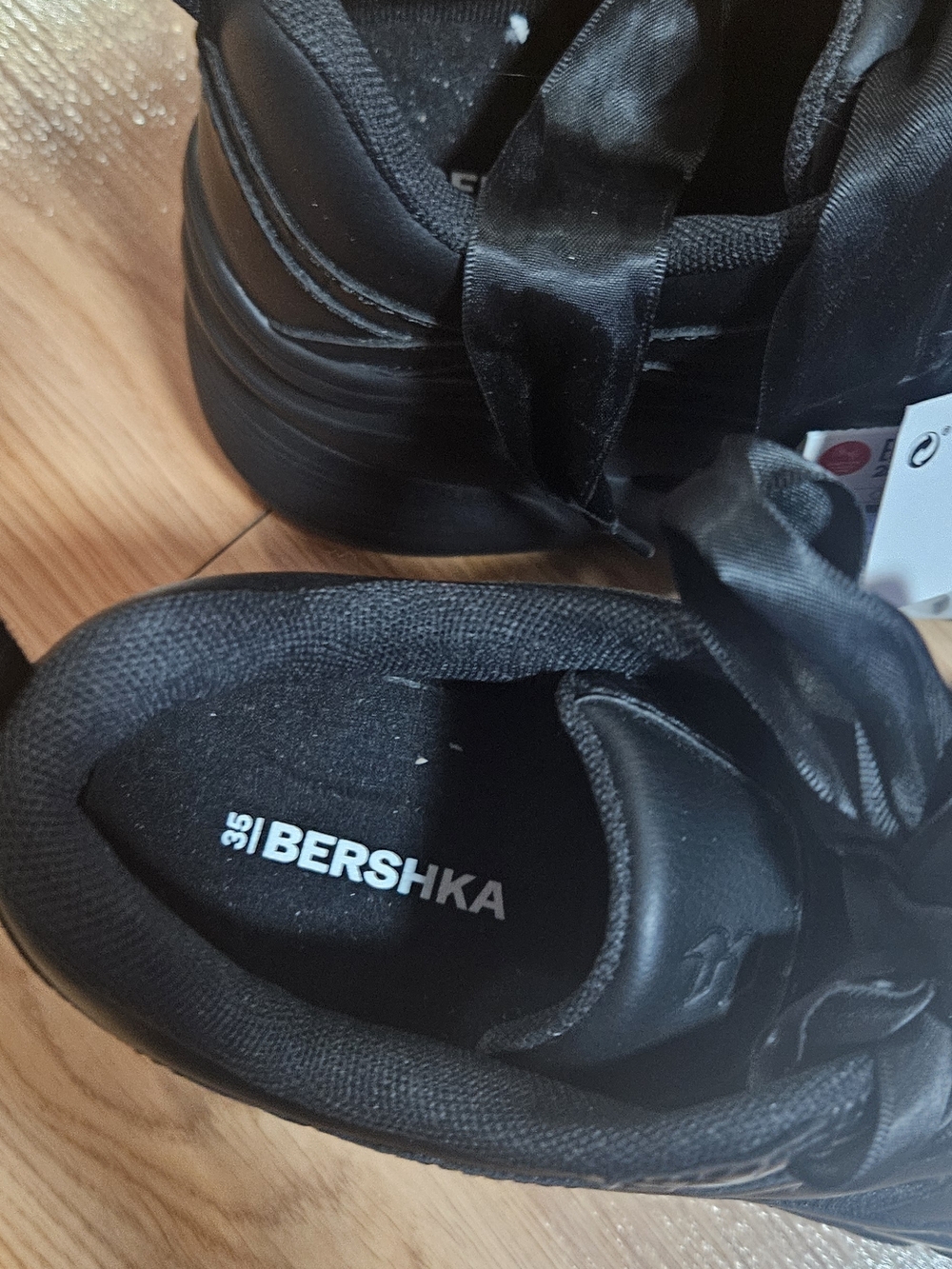 Bershka Black Satin-Lace Platform Sneakers - Picture 3 of 4